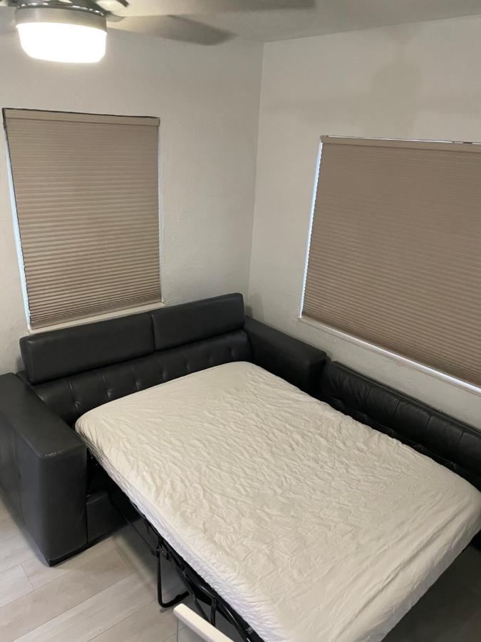 Comfortable Modern Apartment- Central Location. マイアミ エクステリア 写真