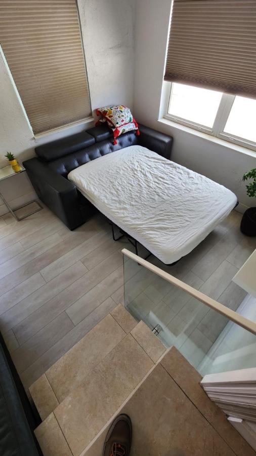 Comfortable Modern Apartment- Central Location. マイアミ エクステリア 写真